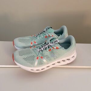 On Running Cloudsurfer Road Athletic Shoes Creek White Mint Green Orange Sz 9